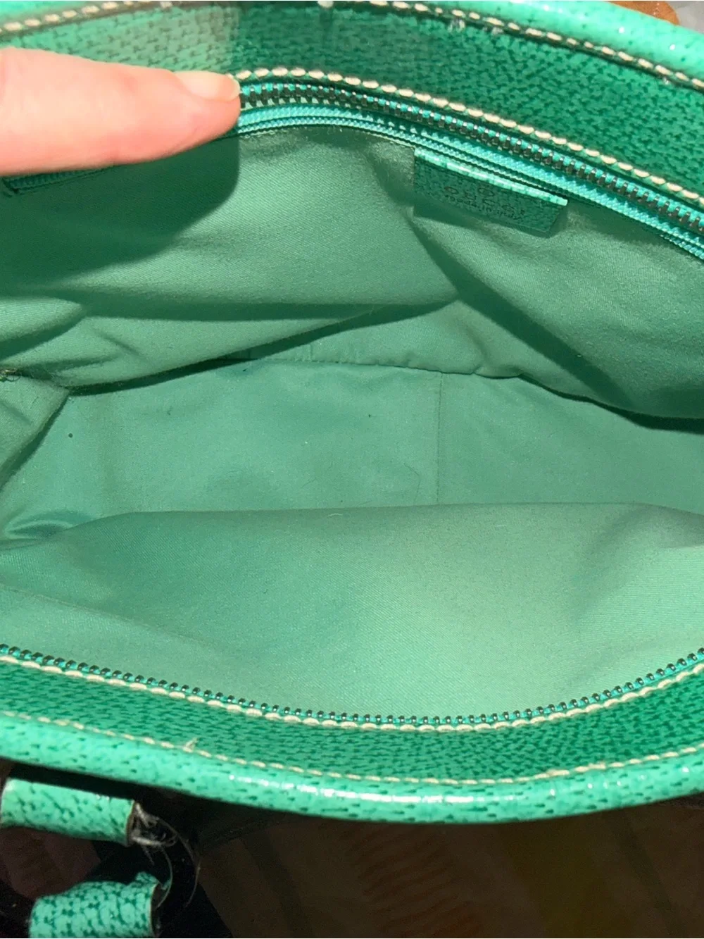 Gucci Abbey Tote   Beige GG Canvas Tote with Teal Leather Accents